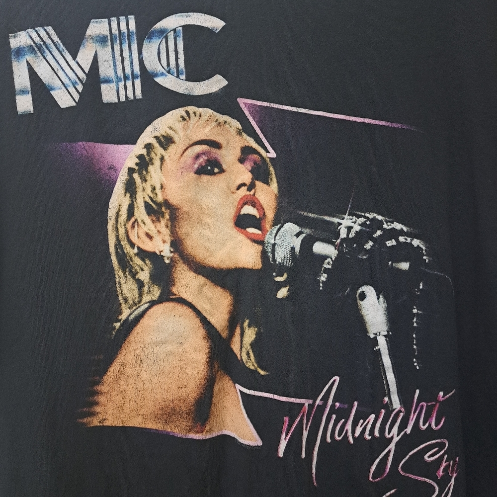 Miley Cyrus "Midnight Sky" Distressed T-Shirt, Sz XL